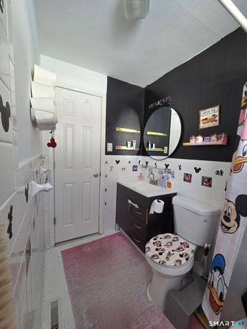 169 Country Club Road, New Britain, CT 06053