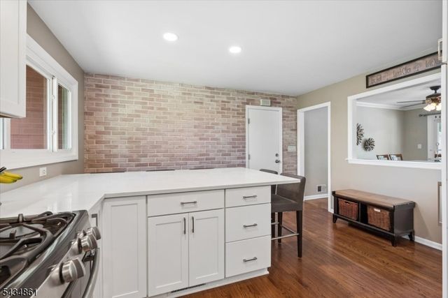 68 Voorhees Corner Rd, Raritan Twp., NJ 08822