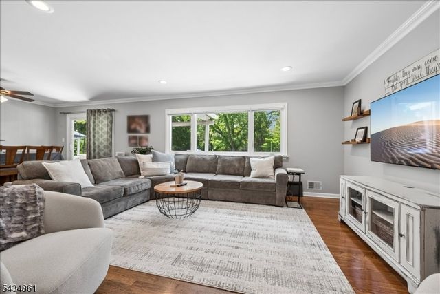 68 Voorhees Corner Rd, Raritan Twp., NJ 08822