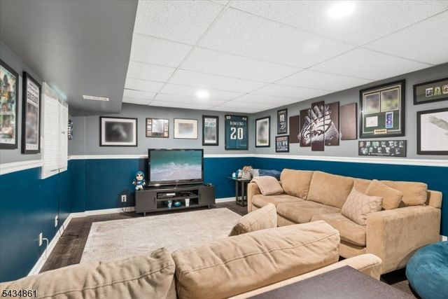 68 Voorhees Corner Rd, Raritan Twp., NJ 08822