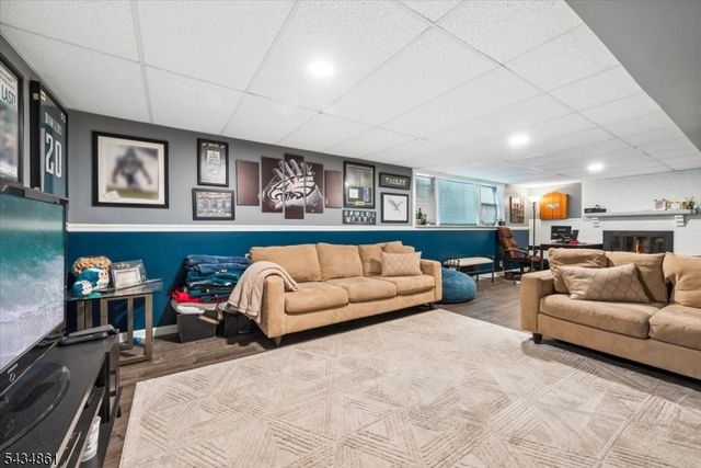 68 Voorhees Corner Rd, Raritan Twp., NJ 08822