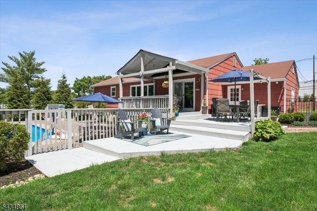 68 Voorhees Corner Rd, Raritan Twp., NJ 08822