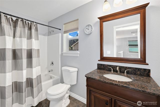 10816 130th Avenue E, Puyallup, WA 98374