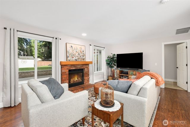 10816 130th Avenue E, Puyallup, WA 98374