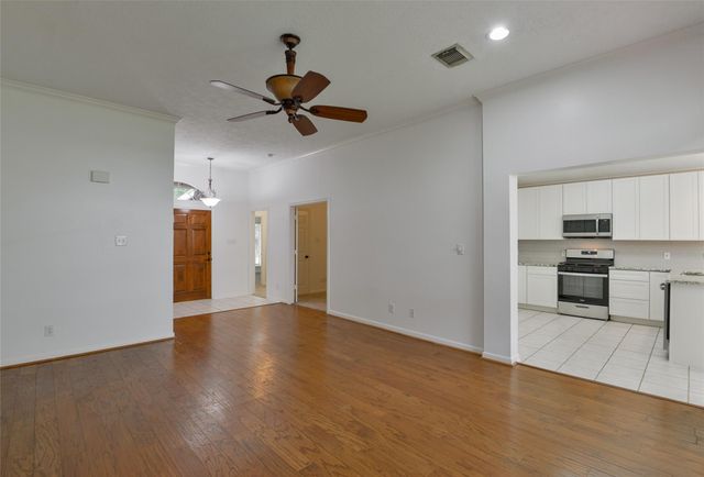 2529 Lakeside Landing, Seabrook, TX 77586