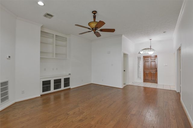 2529 Lakeside Landing, Seabrook, TX 77586