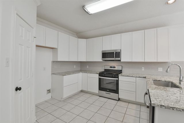 2529 Lakeside Landing, Seabrook, TX 77586