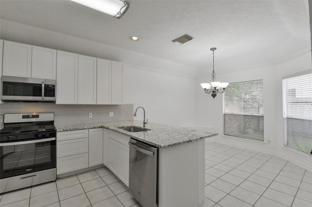 2529 Lakeside Landing, Seabrook, TX 77586