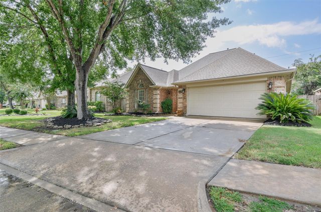 2529 Lakeside Landing, Seabrook, TX 77586