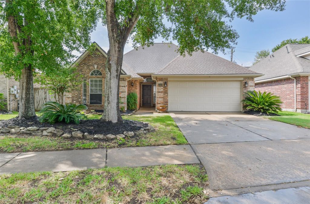 2529 Lakeside Landing, Seabrook, TX 77586