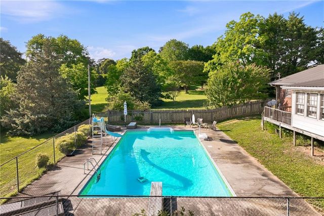 4711 Mount Vernon Road, Gainesville, GA 30506