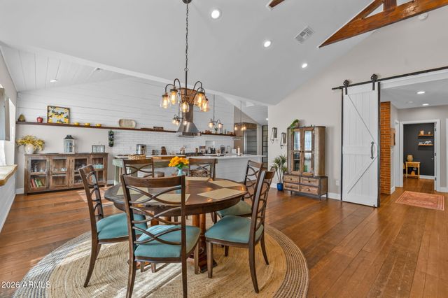 4402 E TURNEY Avenue, Phoenix, AZ 85018