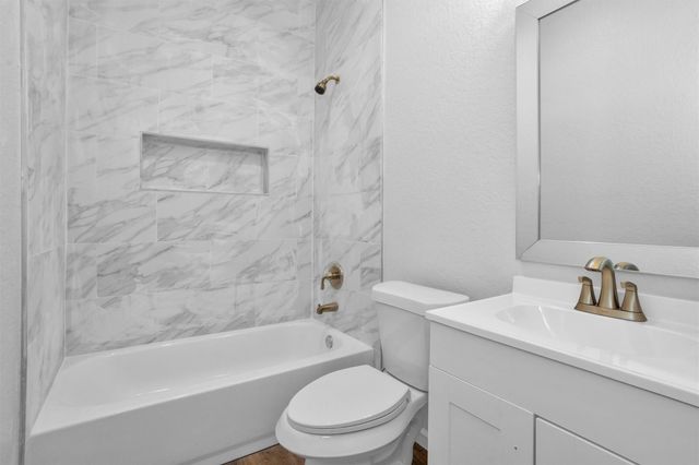 3916 Falls St Street, Houston, TX 77026