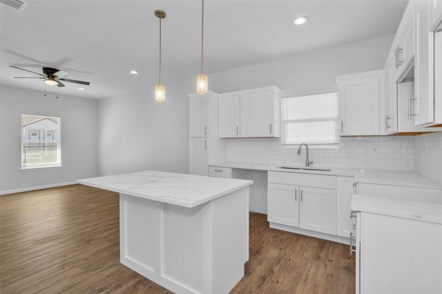 3916 Falls St Street, Houston, TX 77026