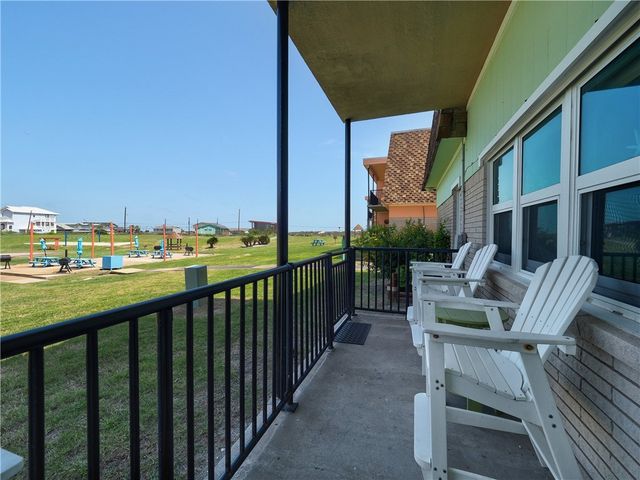 700 Island Retreat 33, Port Aransas, TX 78373