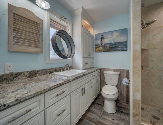 700 Island Retreat 33, Port Aransas, TX 78373
