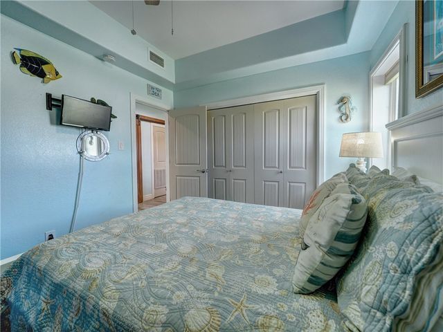 700 Island Retreat 33, Port Aransas, TX 78373