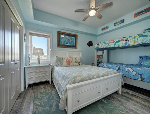 700 Island Retreat 33, Port Aransas, TX 78373