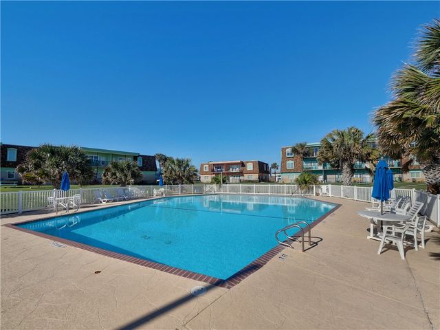 700 Island Retreat 33, Port Aransas, TX 78373
