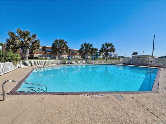 700 Island Retreat 33, Port Aransas, TX 78373
