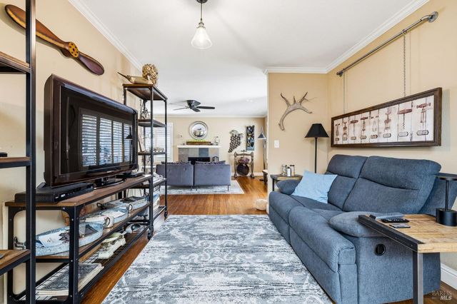 7409 Oakmont Dr, Santa Rosa, CA 95409