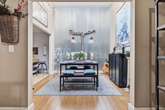 7409 Oakmont Dr, Santa Rosa, CA 95409