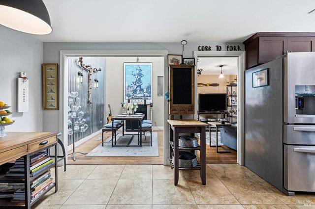 7409 Oakmont Dr, Santa Rosa, CA 95409