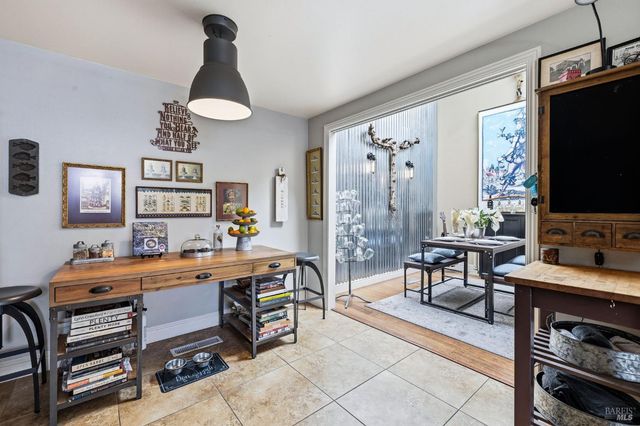 7409 Oakmont Dr, Santa Rosa, CA 95409