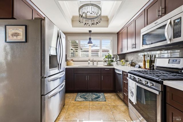 7409 Oakmont Dr, Santa Rosa, CA 95409