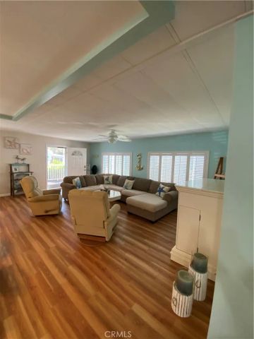 80 Huntington 647, Huntington Beach, CA 92648