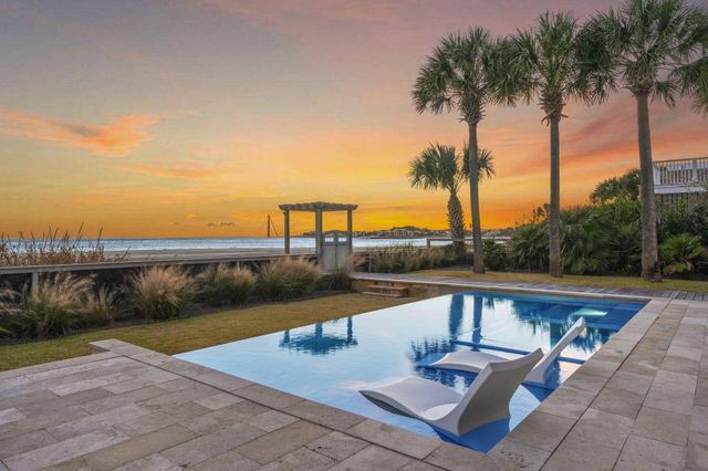 116 Ocean Boulevard, Isle Of Palms, SC 29451