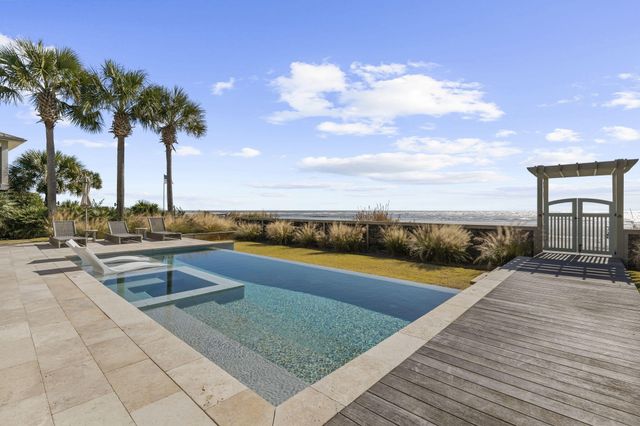116 Ocean Boulevard, Isle Of Palms, SC 29451