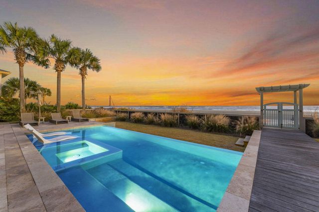 116 Ocean Boulevard, Isle Of Palms, SC 29451