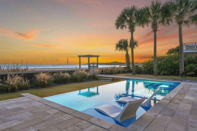 116 Ocean Boulevard, Isle Of Palms, SC 29451