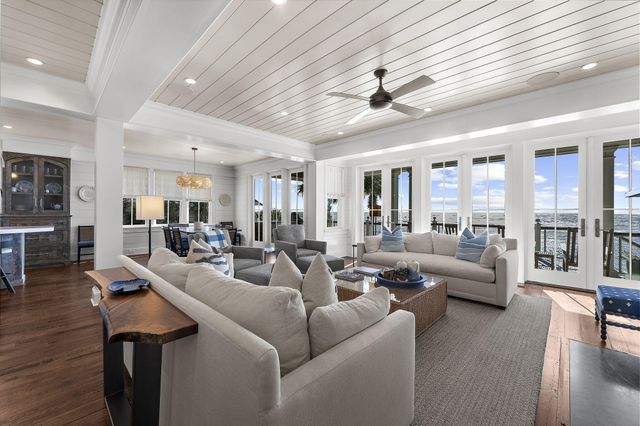 116 Ocean Boulevard, Isle Of Palms, SC 29451