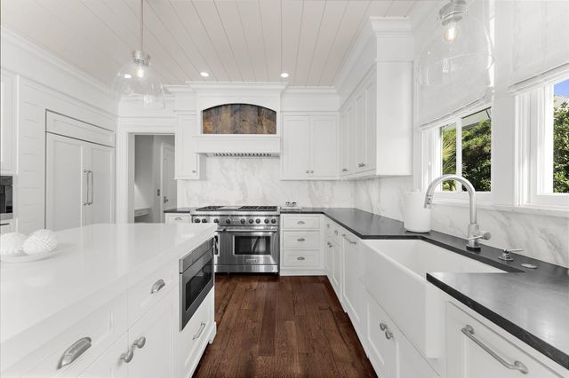 116 Ocean Boulevard, Isle Of Palms, SC 29451