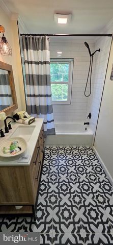 5141 TURKEY POINT RD, North East, MD 21901