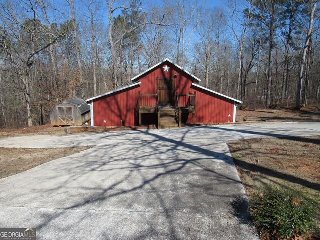 240 W Miles Road, Carrollton, GA 30116