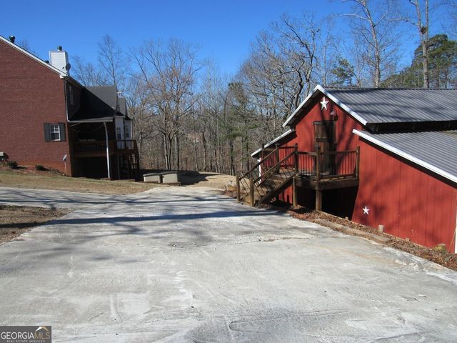 240 W Miles Road, Carrollton, GA 30116