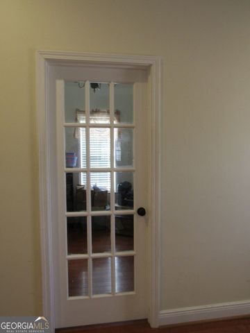 240 W Miles Road, Carrollton, GA 30116