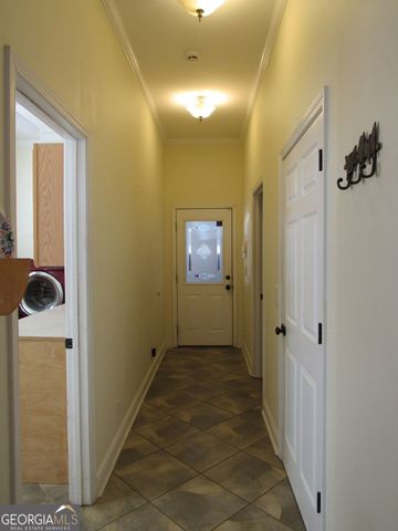 240 W Miles Road, Carrollton, GA 30116