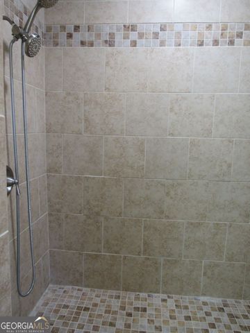 240 W Miles Road, Carrollton, GA 30116