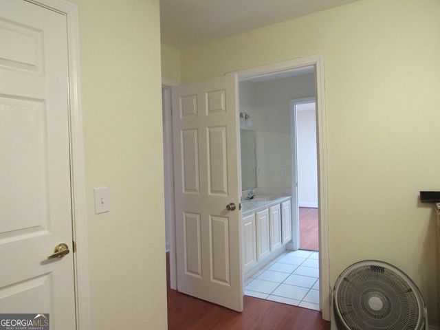 240 W Miles Road, Carrollton, GA 30116