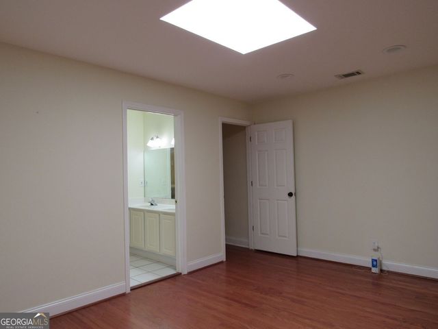 240 W Miles Road, Carrollton, GA 30116