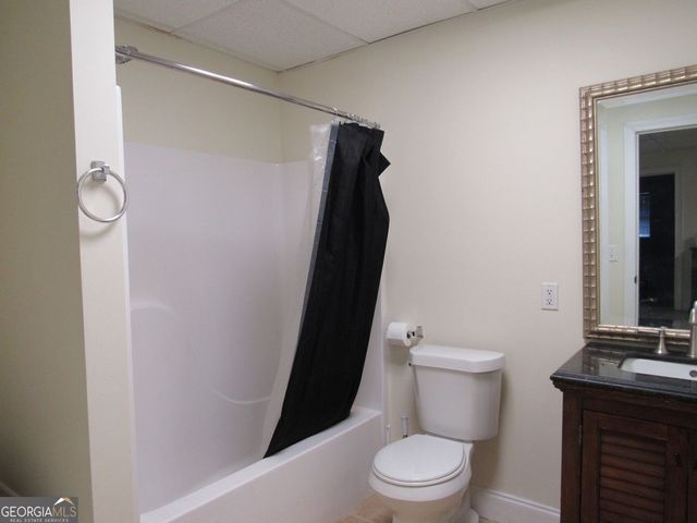 240 W Miles Road, Carrollton, GA 30116