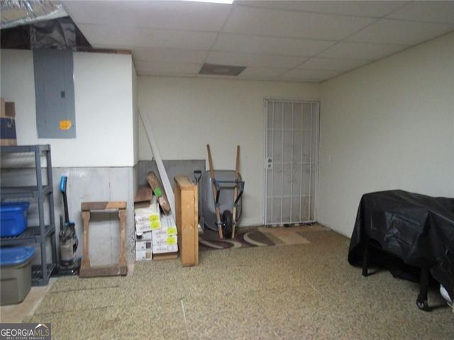 240 W Miles Road, Carrollton, GA 30116