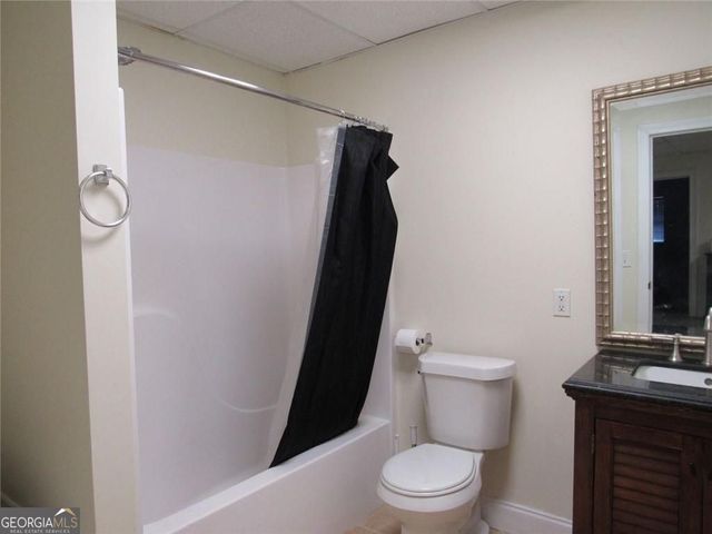 240 W Miles Road, Carrollton, GA 30116