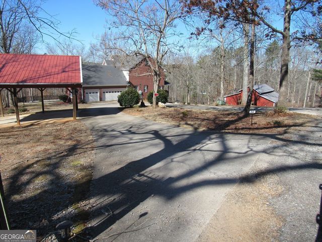 240 W Miles Road, Carrollton, GA 30116