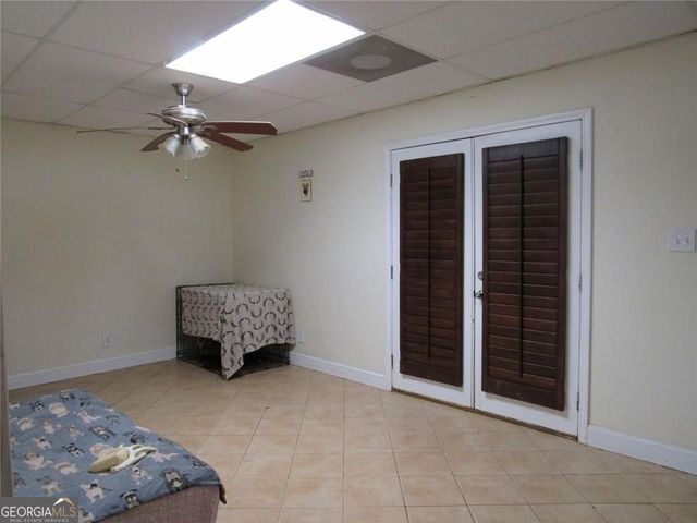 240 W Miles Road, Carrollton, GA 30116