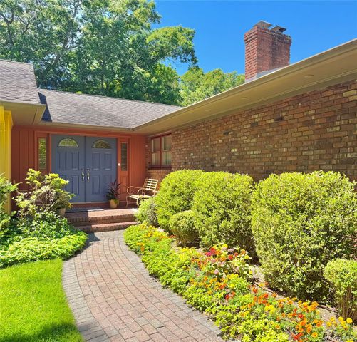 39 Daly Court, Riverhead, NY 11901